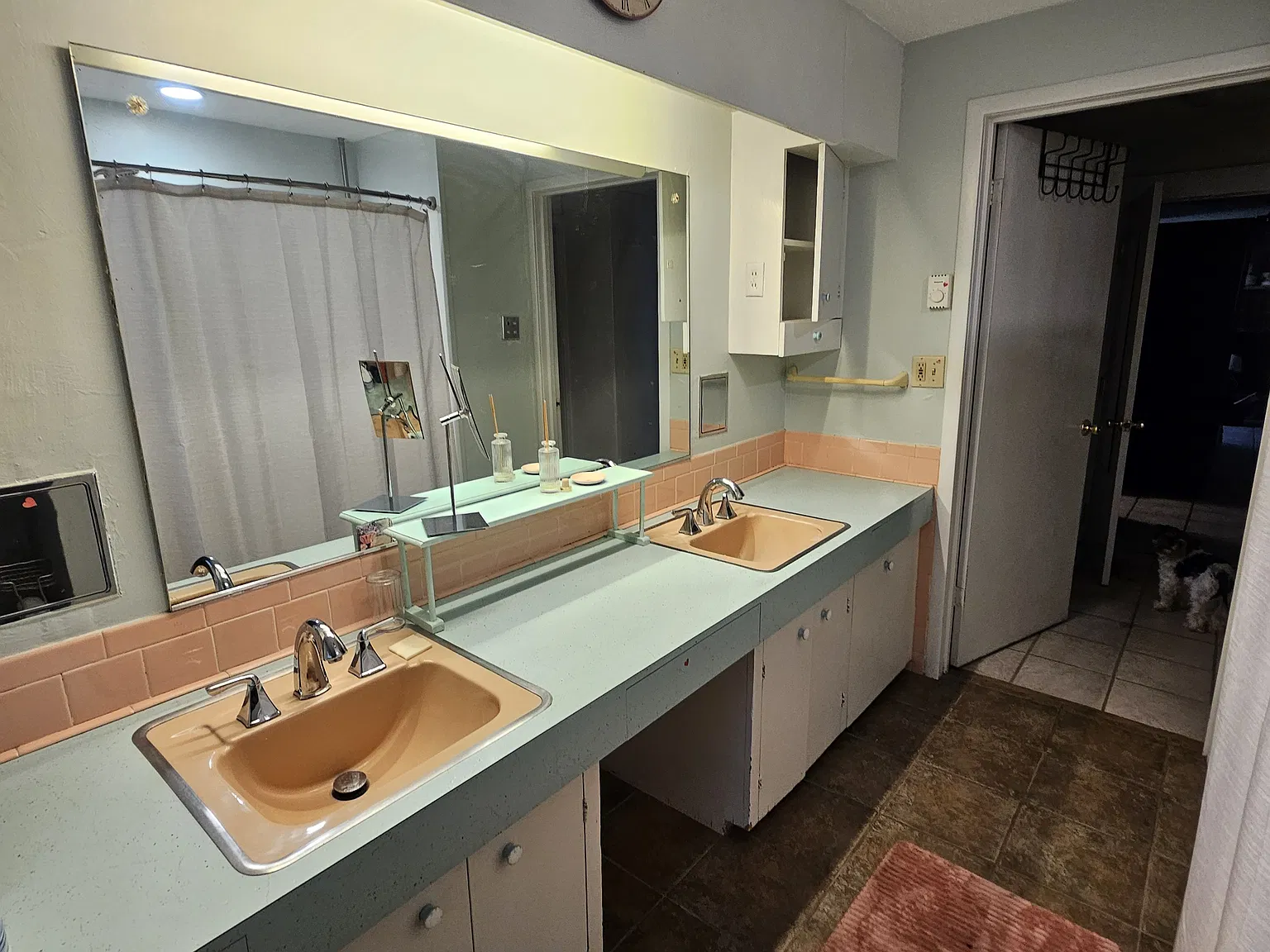 Studio, 1400 sqft, $2,150 — Photo 4