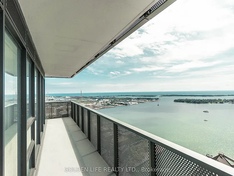138 Downes St E #5606 — Photo 13