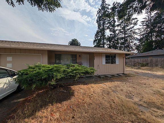 4th image of 2876 SE Calaveras St