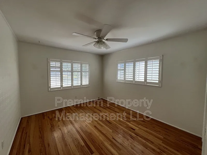3 bed, 2.0 bath, 1591 sqft, $2,600 — Photo 4