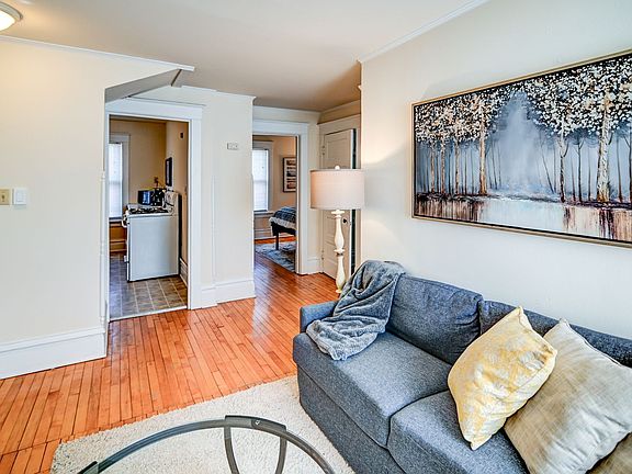 3rd image of 2636 Stevens St