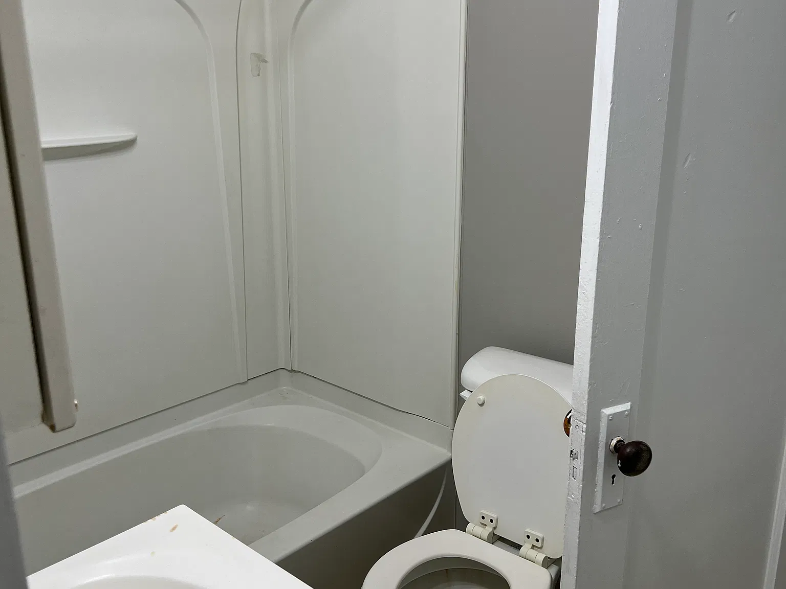 2 bed, 964 sqft, $750 — Photo 4
