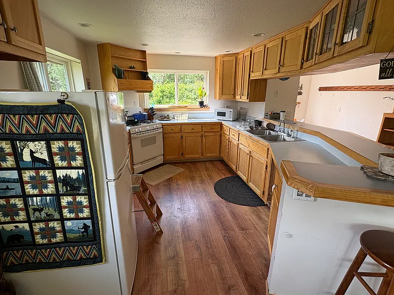 61 Otter Ave — Photo 23