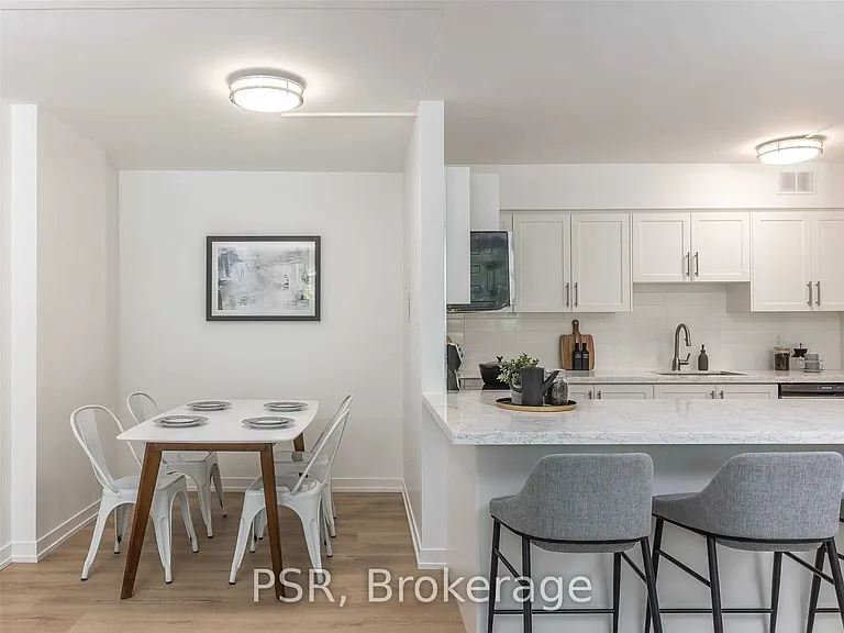 240 Markland Dr #706 — Photo 10