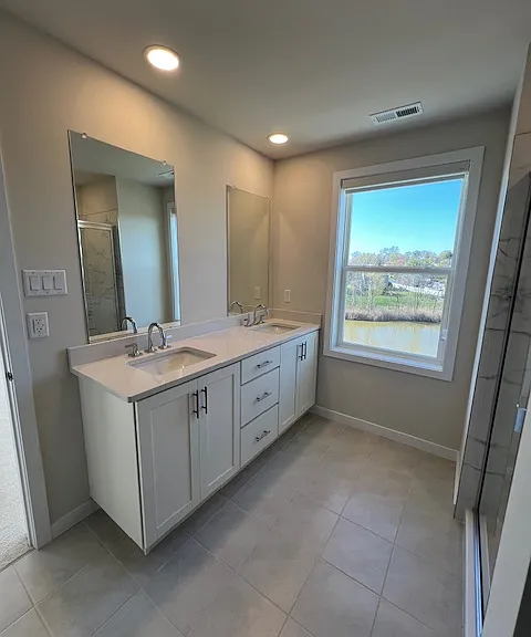 702 Juniper Ct — Photo 11