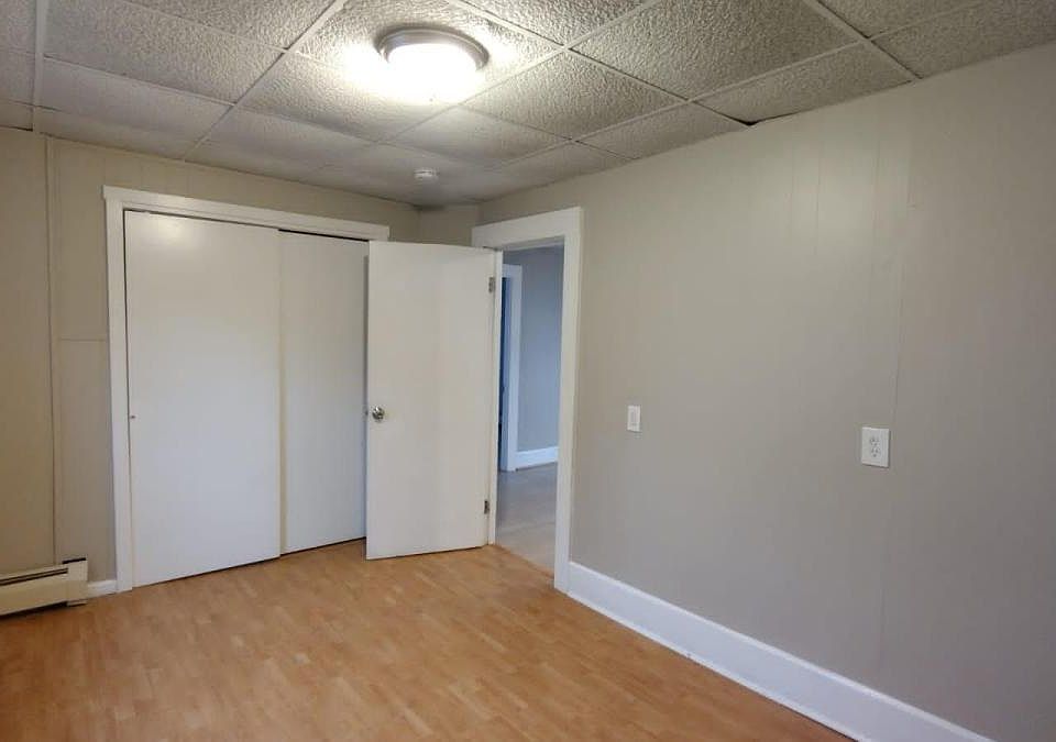 67 Prospect Hill Ave West Warwick RI Zillow