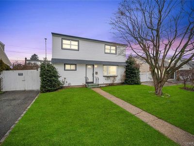 54 Ketcham Avenue, Hicksville, NY, 11801