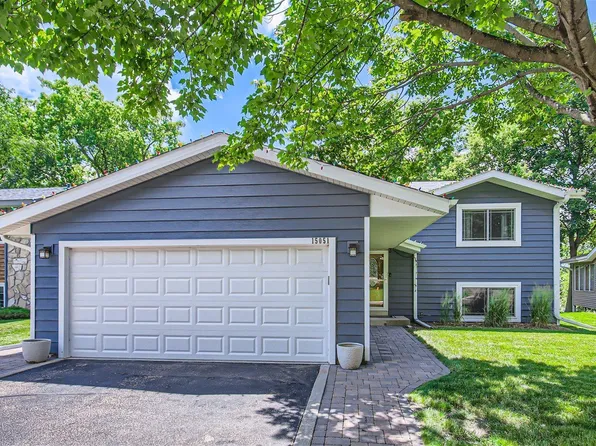 15051 Summerhill Dr, Eden Prairie, MN 55346