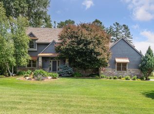 6959 Highover Dr, Chanhassen, MN 55317