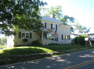 425 Bull Rd, Rock Tavern, NY 12575