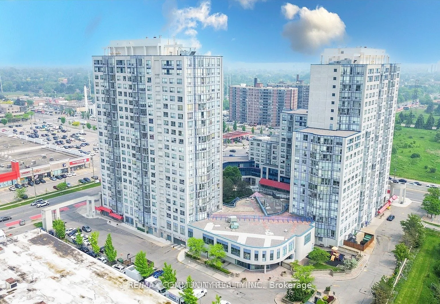 2 bed, $2,700 — Photo 1