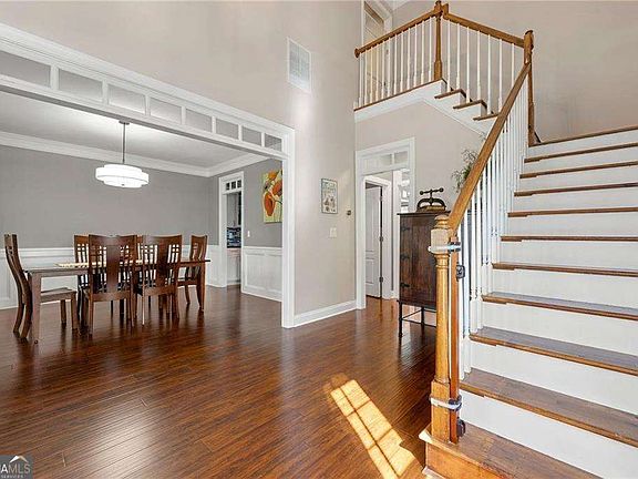 5th image of 530 Bay Grove Rd