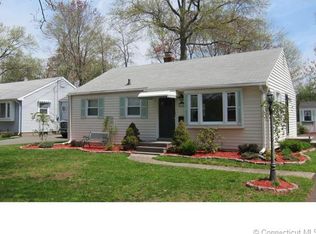 114 Goodwin Park Rd, Wethersfield, CT 06109