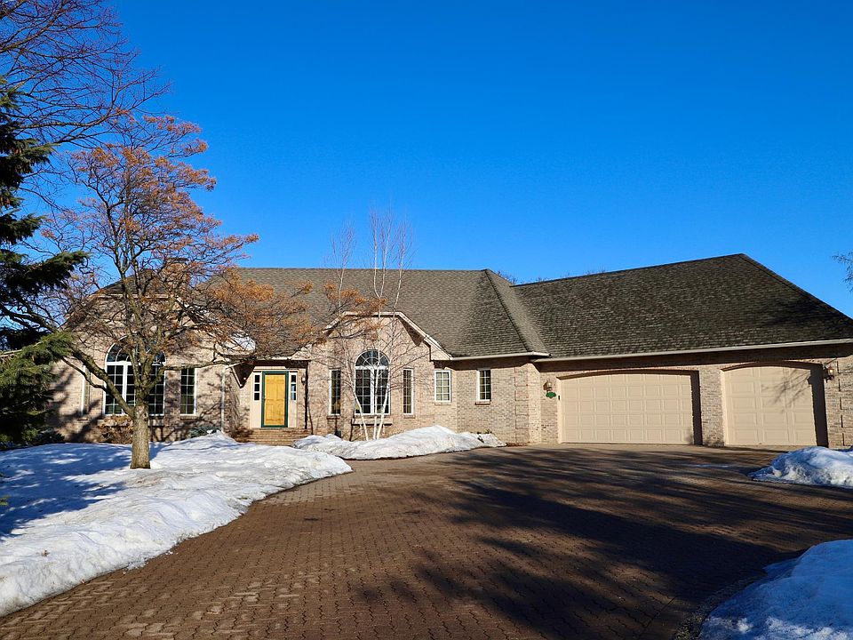 1st image of 814 Mayflower Ct