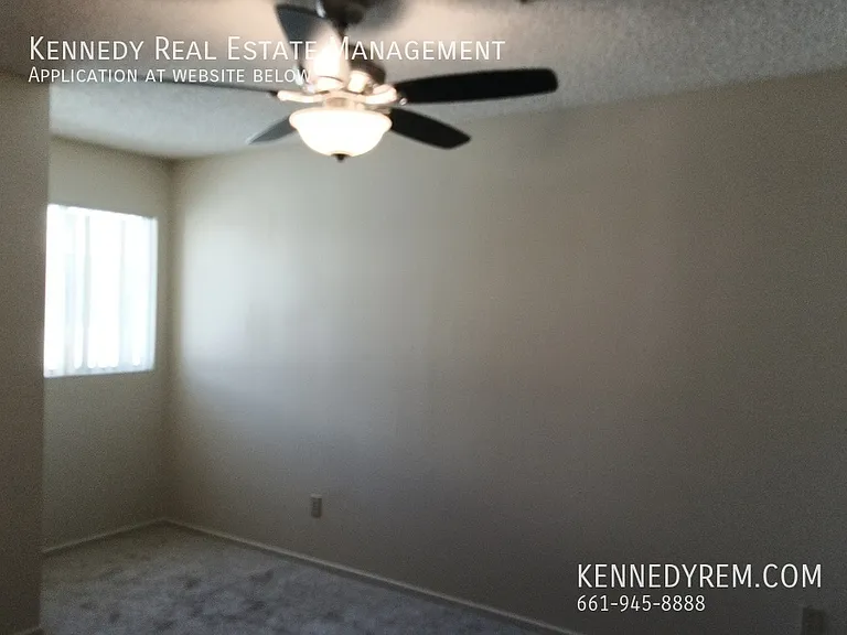 1645 Cactus Dr #B — Photo 9
