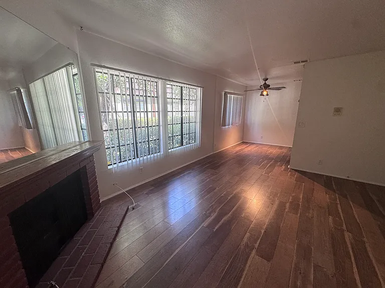 5729 Hazeltine Ave #2 — Photo 5