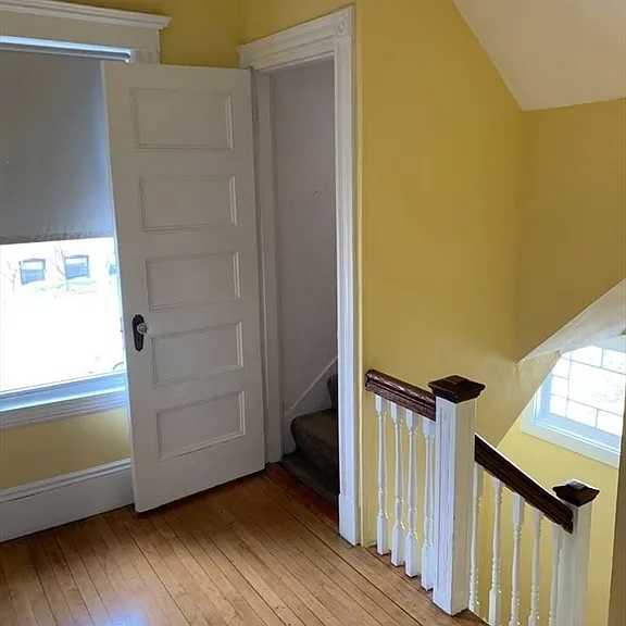 77 Sheridan Ave — Photo 21