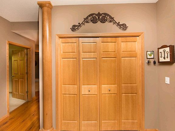 3rd image of 500 Greenhaven Dr APT 222