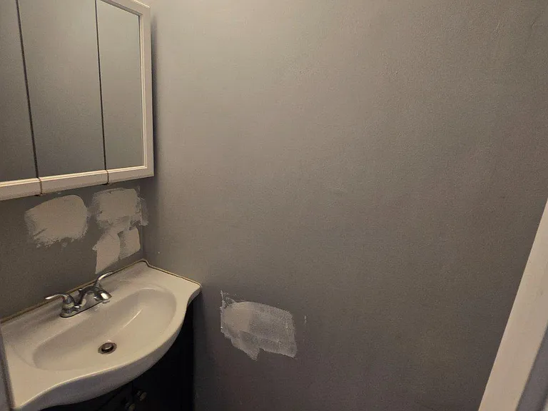 2801 W Allegheny Ave — Photo 18