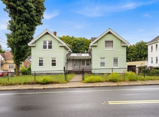 163-165 Central St, Leominster, MA 01453