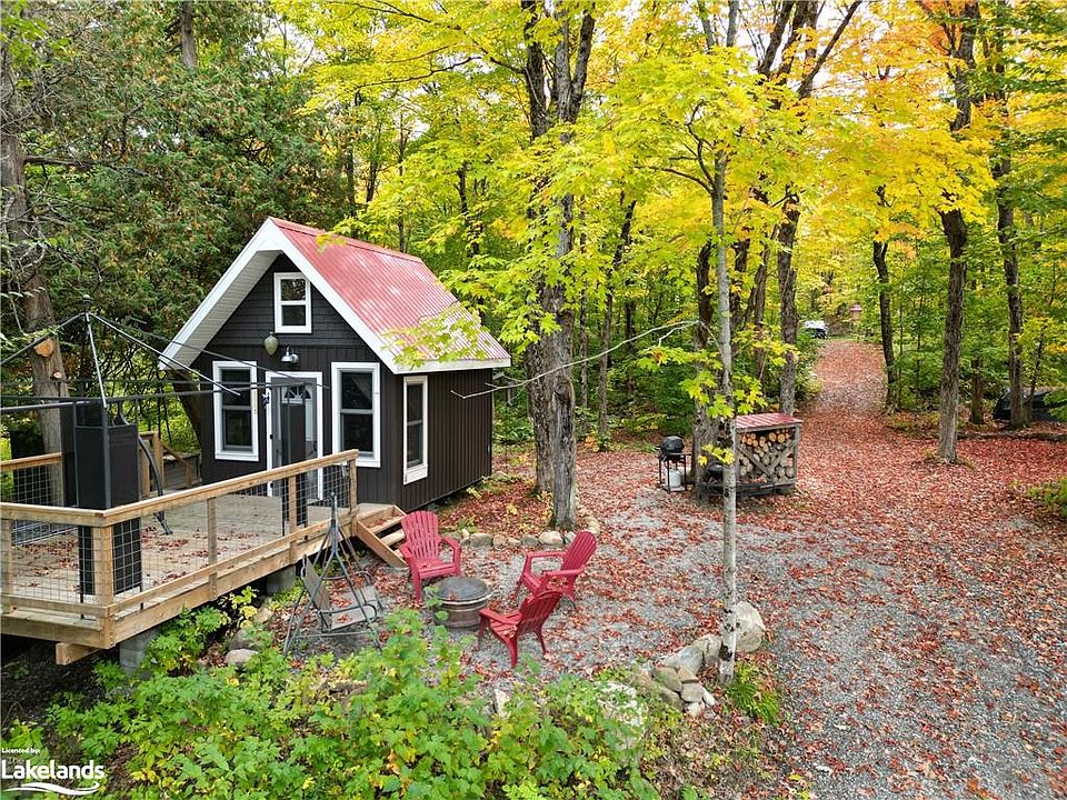 265 Meadowland Rd, Parry Sound, Centre Part, ON P0H 1A0