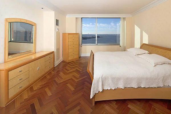 Rented by Town Residential | media 47