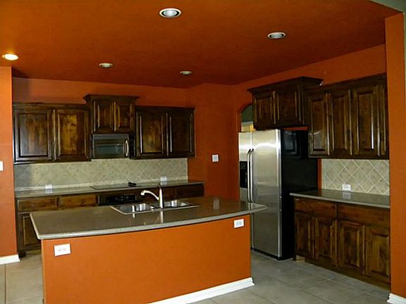 4th image of 3016 Summerview Dr