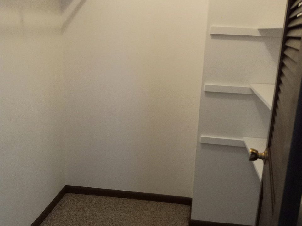 2nd image of 701 E 6th Ave APT 107