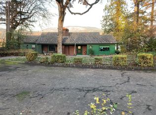 2200 Windswept Pl, Hood River, OR 97031