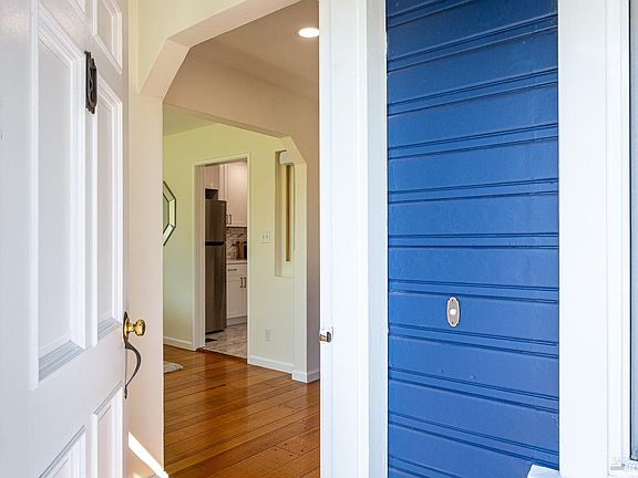 3rd image of 766 Elsie Avenue