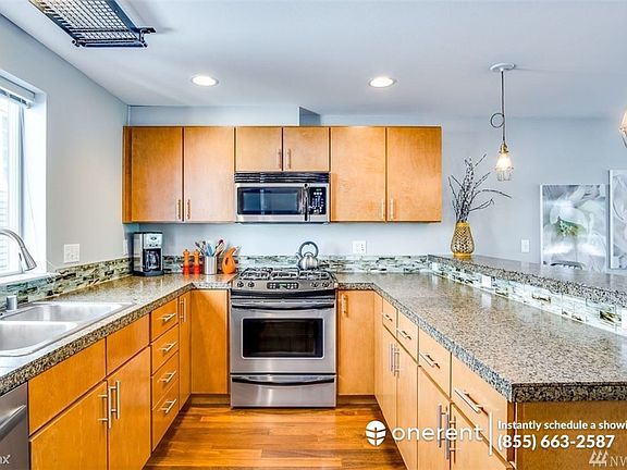 2nd image of 13550 Erickson Pl NE