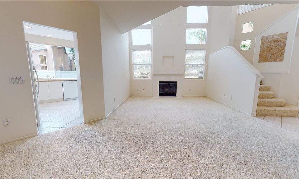1st image of 990 S Country Glen Way
