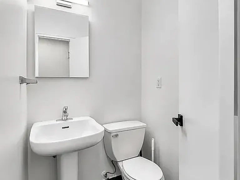 680 Broadway #2C — Photo 8