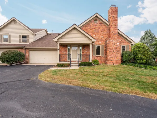 10 Oxford Ct, Dearborn, MI 48124