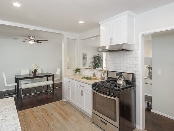 3rd image of 14113 Glengyle St
