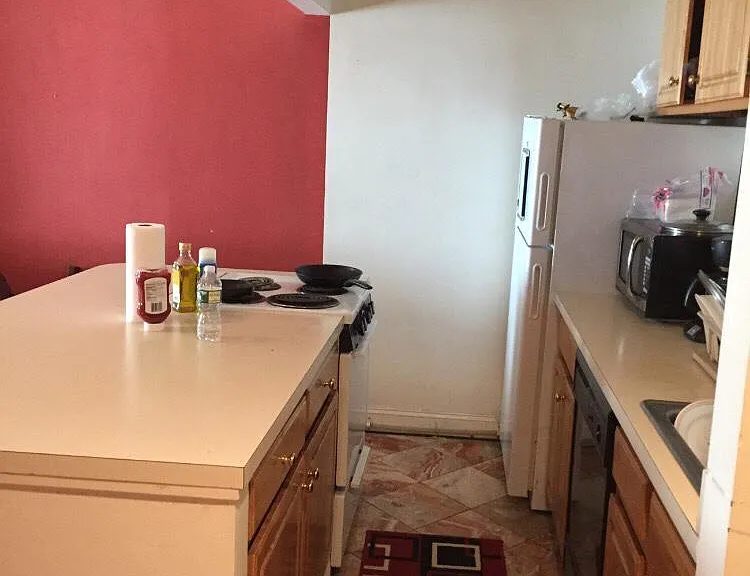 18 Burney St #1 — Photo 1