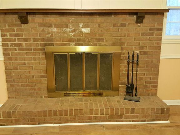 3rd image of 4620 Schirra Ct