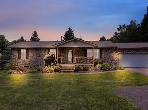 6190 Nichols Ln, Johnstown, OH 43031