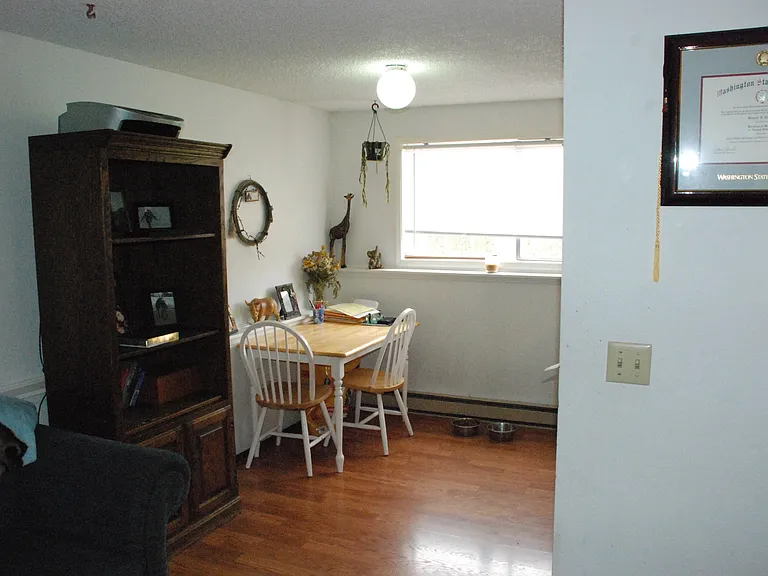 2030 NW Turner Dr #B — Photo 14