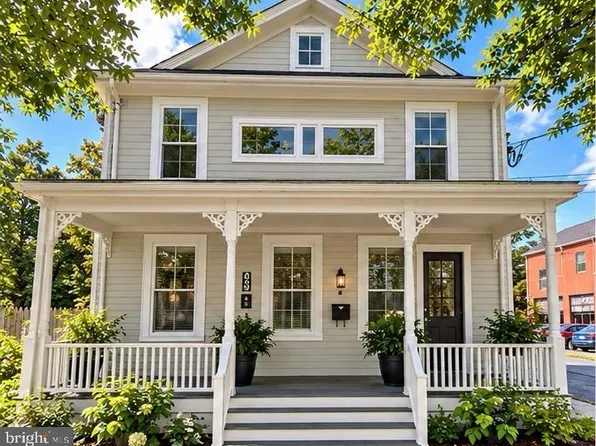 403 E Diamond Ave, Gaithersburg, MD 20877