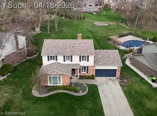 42730 Steepleview St, Northville, MI 48168
