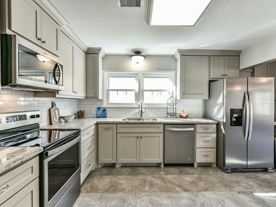 326 12th Ave N, Texas City, TX, 77590