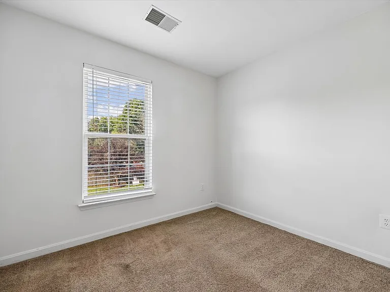 12031 Panthers Ridge Dr — Photo 9
