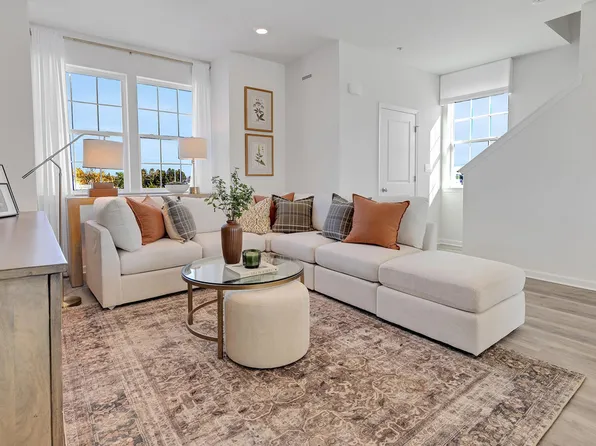 3078 Martha Way, Pennsburg, PA 18073