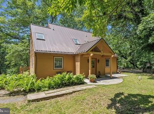 1760 Pickering Rd, Phoenixville, PA 19460