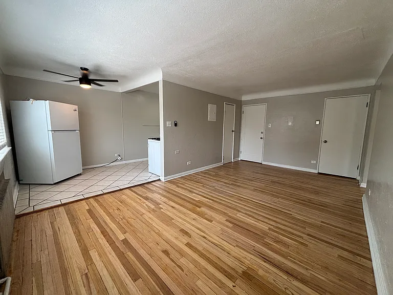 Leyden Apartments — Photo 22