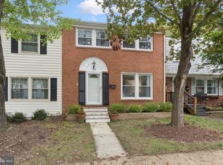 1678 Wilkshire Dr, Crofton, MD 21114