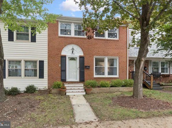 1678 Wilkshire Dr, Crofton, MD 21114