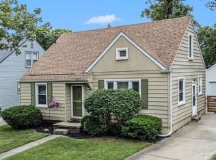 914 N Rembrandt Ave, Royal Oak, MI 48067