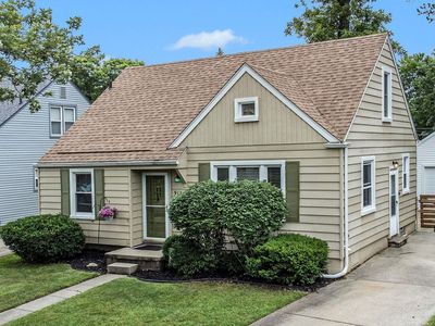 914 N Rembrandt Ave, Royal Oak, MI, 48067